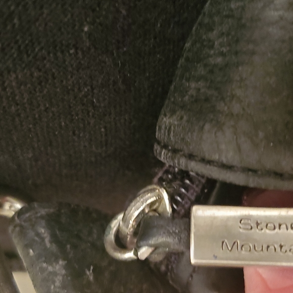 Geninue Leather Stone Mountain Shoulder Bag - Picture 4 of 4